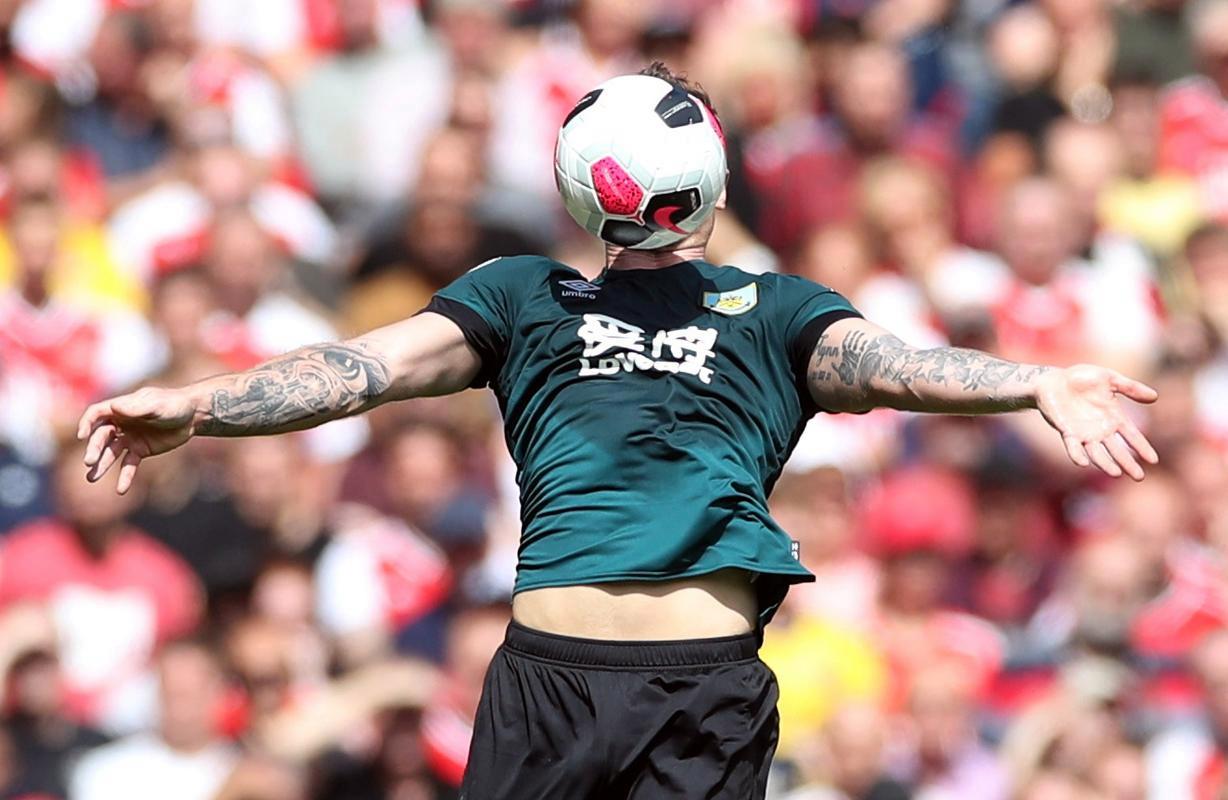 kaiyun-里尔训练开放日，转会期迎来里程碑引欢呼，亚冠在即，阵容厚度经受考验的简单介绍